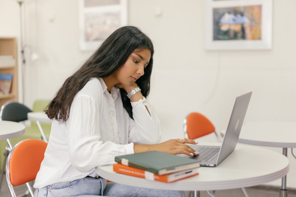 Tutoring Services | Online Tutoring Services- Mobile Academics